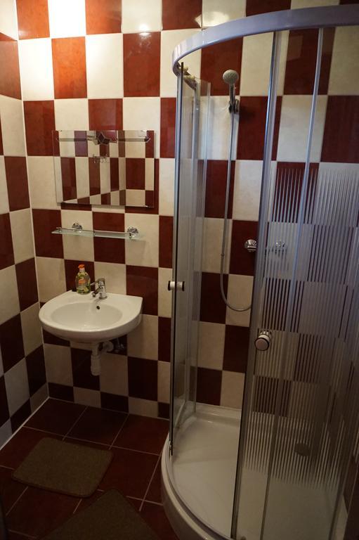 Vadrozsa Vendeghaz-Apartman Demjén المظهر الخارجي الصورة